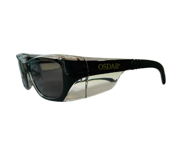 OP25 Titanium-Optic (MONTURA)Lente negro
